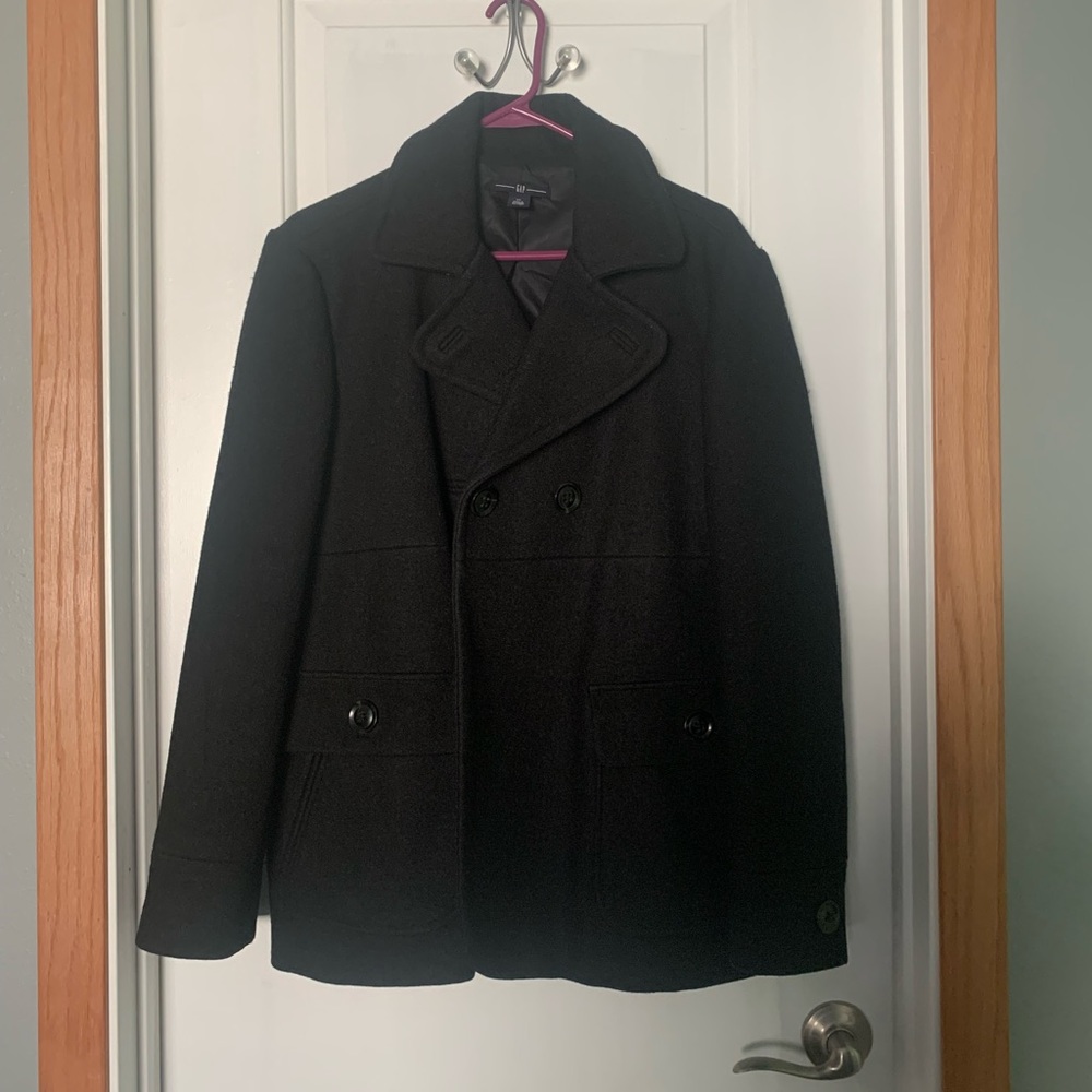 Gap size XL black peacoat.